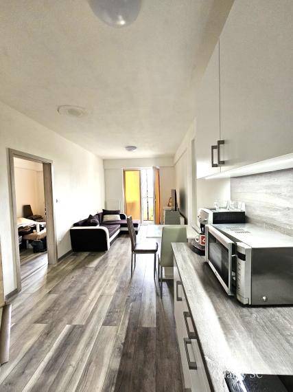 REZERVOVANÉ - SENEC - NA PREDAJ EXKLUZÍVNE IBA U NÁS - 2 izbový byt v centre mesta na Nám. 1. mája v Senci