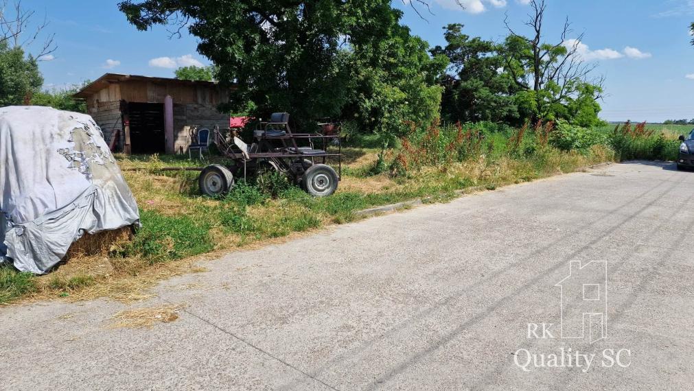 SENEC – PREDÁME  stavebný pozemok  o rozlohe 35 á na Nitrianskej ulici v Senci