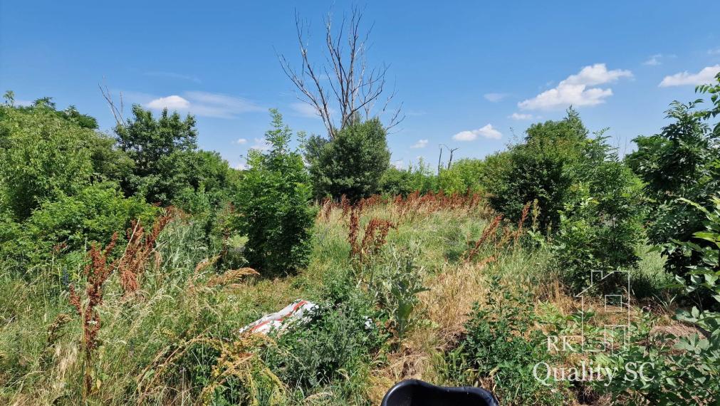 SENEC – PREDÁME  stavebný pozemok  o rozlohe 35 á na Nitrianskej ulici v Senci