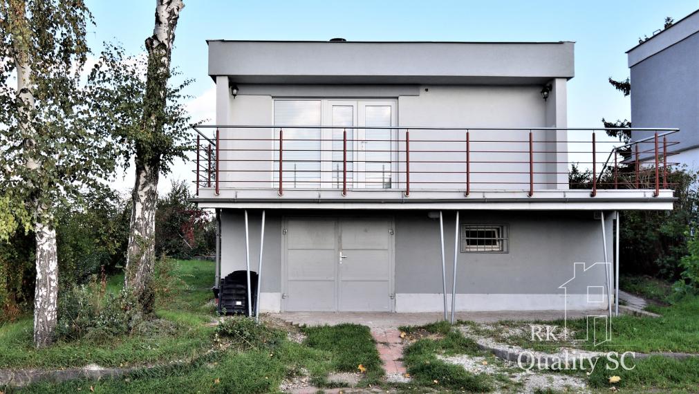 ZIMNÁ CENA 189.900,- SENEC – SLNEČNÉ JAZERÁ JUH – NA PREDAJ - romantická rekreačná chata po rekonštrukcii s prístupom na pláž