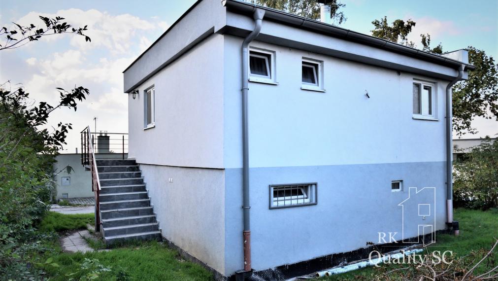 ZIMNÁ CENA 189.900,- SENEC – SLNEČNÉ JAZERÁ JUH – NA PREDAJ - romantická rekreačná chata po rekonštrukcii s prístupom na pláž