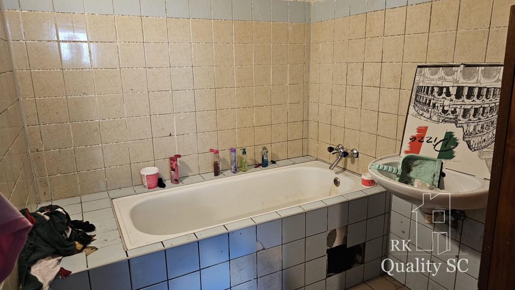 NOVÁ CENA - Okr. Senec - TUREŇ - EXKLUZÍVNE NA PREDAJ rodinný dom na 8 á pozemku s veľkometrážnymi izbami