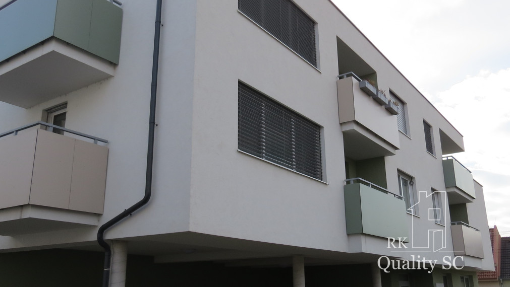 PRENAJATÉ - SENEC – NA PRENÁJOM - exkluzívny 3 izbový byt v novostavbe v úplnom centre mesta s parkovaním - pri pešej zóne