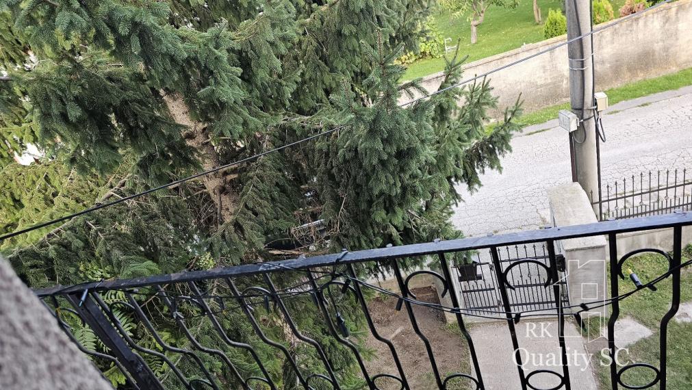 NOVÁ CENA - Okr. Senec - TUREŇ - EXKLUZÍVNE NA PREDAJ rodinný dom na 8 á pozemku s veľkometrážnymi izbami