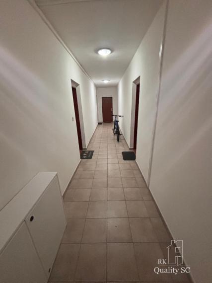 SENEC - NA PREDAJ 2 izbový byt s vlastným parkovaním, pri Striebornom jazere - ul. Zemplínska v Senci