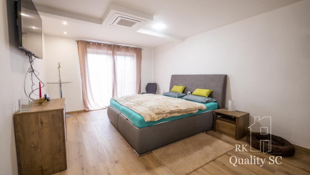 NOVÁ CENA - SENEC SLNEČNÉ JAZERÁ JUH – NA PREDAJ – novostavba rekreačný dom – chata PRE NÁROČNÝCH aj na trvalé bývanie