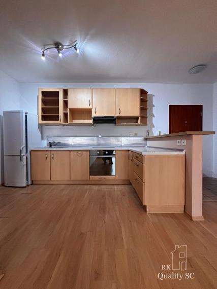 SENEC - NA PREDAJ 2 izbový byt s vlastným parkovaním, pri Striebornom jazere - ul. Zemplínska v Senci