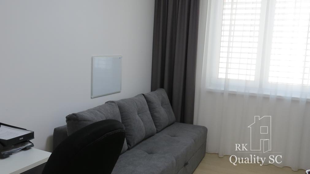 SENEC – NA PRENÁJOM - exkluzívny 3 izbový byt v novostavbe v úplnom centre mesta s parkovaním - pri pešej zóne