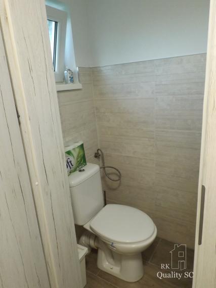 ZIMNÁ CENA 189.900,- SENEC – SLNEČNÉ JAZERÁ JUH – NA PREDAJ - romantická rekreačná chata po rekonštrukcii s prístupom na pláž