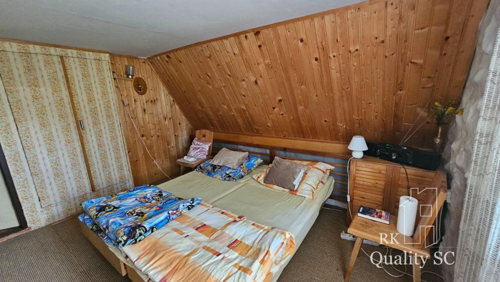 NOVÁ CENA !! Kysuce - Obec Klokočov časť Vrchpredmier - EXKLUZÍVNE NA PREDAJ 3 izbová murovaná rekreačná chata v lone prírody