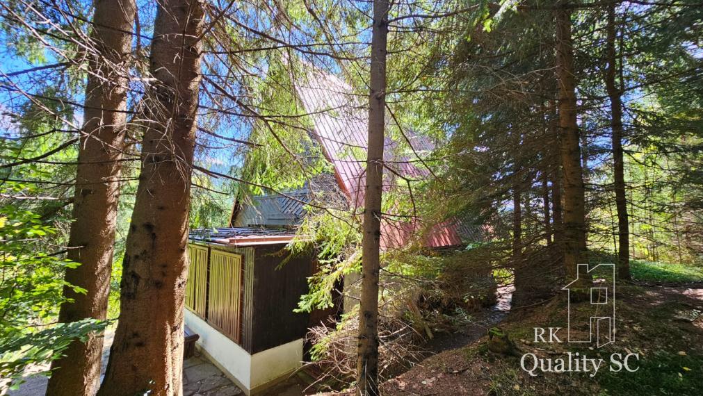 NOVÁ CENA !! Kysuce - Obec Klokočov časť Vrchpredmier - EXKLUZÍVNE NA PREDAJ 3 izbová murovaná rekreačná chata v lone prírody