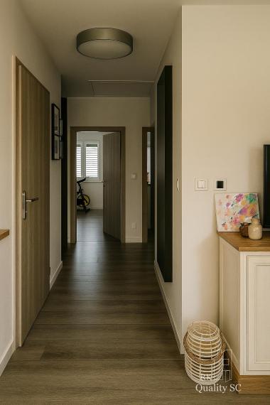 okr. Senec - MILOSLAVOV - NA PREDAJ 3 izbový byt v rodinnom dome so záhradou na skok od Bratislavy