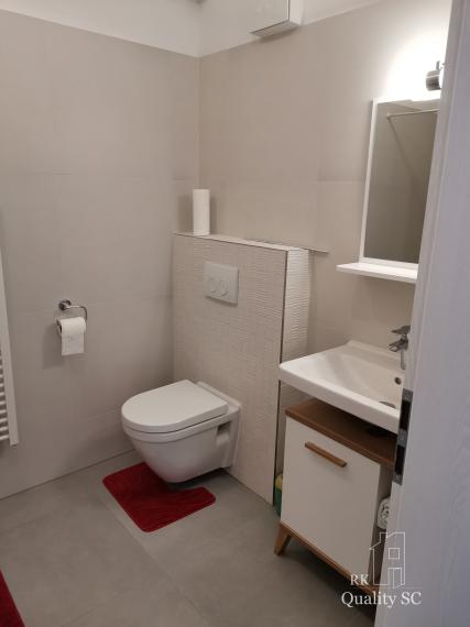 SENEC - NA PRENÁJOM - veľkometrážny 2 izbový byt s vlastným garážovým státím - Senec Gardens