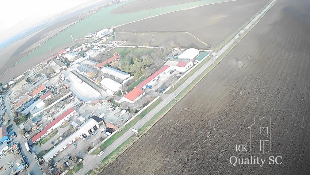 SENEC - NA PREDAJ stavebný pozemok pre šport a rekreáciu aj pre developerov SLNEČNÉ JAZERÁ SEVER - zvýhodnená cena