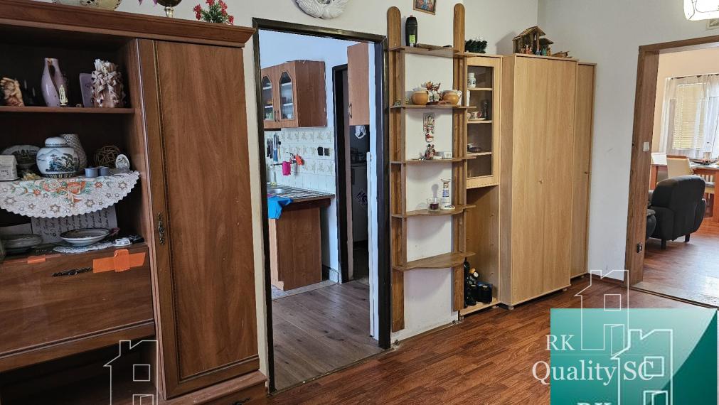 NOVÁ CENA - Okr. Senec - TUREŇ - EXKLUZÍVNE NA PREDAJ rodinný dom na 8 á pozemku s veľkometrážnymi izbami