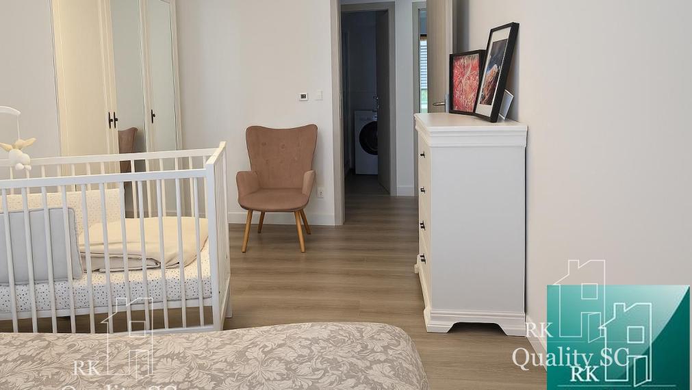 okr. Senec - MILOSLAVOV - NA PREDAJ 3 izbový byt v rodinnom dome so záhradou na skok od Bratislavy