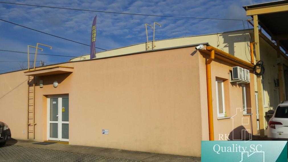 SENEC NA PRENÁJOM ČASŤ - priemyselného  areálu po rekonštrukcii s výbornou dostupnosťou