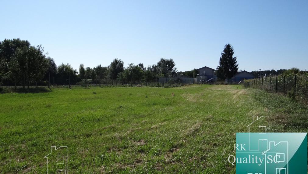 NA PREDAJ – JELKA okr. GALANTA - stavebný pozemok v dobrej lokalite v celku alebo s rôznymi výmerami podľa dopytu od 500 do 2000 m2