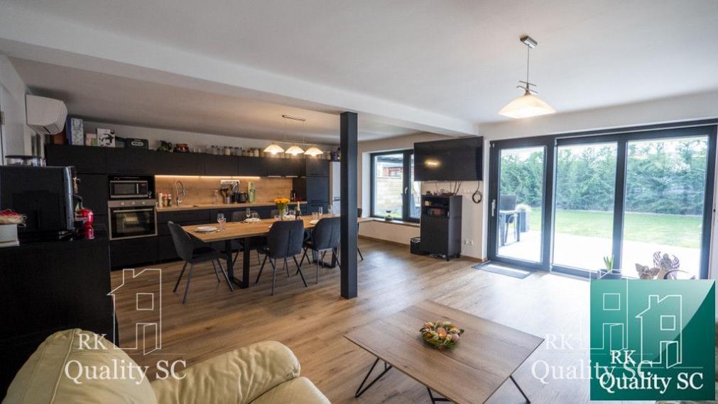 NOVÁ CENA - SENEC SLNEČNÉ JAZERÁ JUH – NA PREDAJ – novostavba rekreačný dom – chata PRE NÁROČNÝCH aj na trvalé bývanie