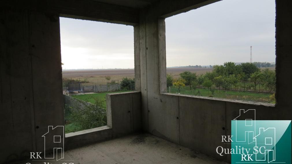 NOVÁ CENA - okr. SENEC - KRÁĽOVÁ PRI SENCI – NA PREDAJ – PRE NÁROČNÝCH rozostavaný rodinný dom v centre obce s veľkým pozemkom vyše 23á