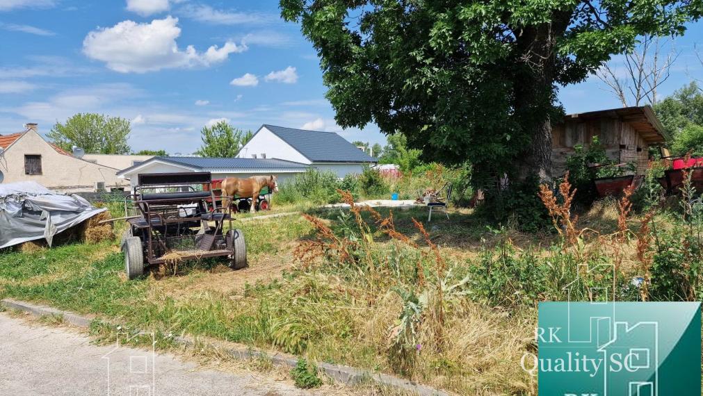 SENEC – PREDÁME  stavebný pozemok  o rozlohe 35 á na Nitrianskej ulici v Senci