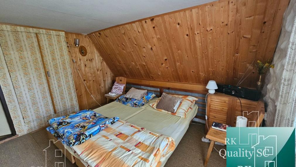 NOVÁ CENA !! Kysuce - Obec Klokočov časť Vrchpredmier - EXKLUZÍVNE NA PREDAJ 3 izbová murovaná rekreačná chata v lone prírody