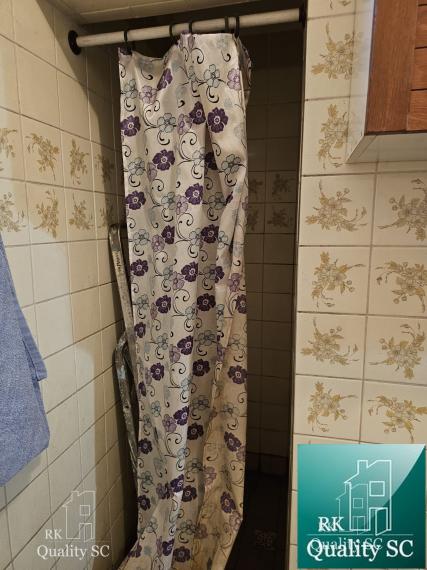 NOVÁ CENA - Okr. Senec - TUREŇ - EXKLUZÍVNE NA PREDAJ rodinný dom na 8 á pozemku s veľkometrážnymi izbami