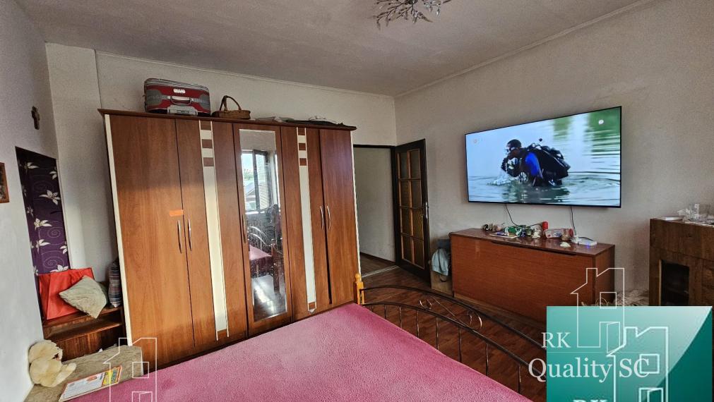 NOVÁ CENA - Okr. Senec - TUREŇ - EXKLUZÍVNE NA PREDAJ rodinný dom na 8 á pozemku s veľkometrážnymi izbami