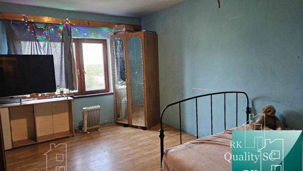 NOVÁ CENA - Okr. Senec - TUREŇ - EXKLUZÍVNE NA PREDAJ rodinný dom na 8 á pozemku s veľkometrážnymi izbami