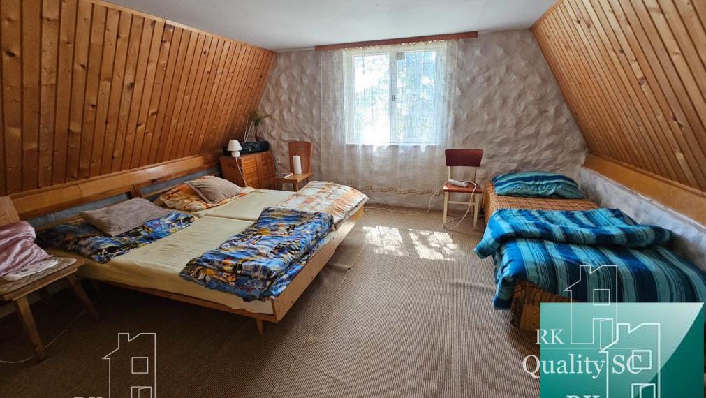 NOVÁ CENA !! Kysuce - Obec Klokočov časť Vrchpredmier - EXKLUZÍVNE NA PREDAJ 3 izbová murovaná rekreačná chata v lone prírody