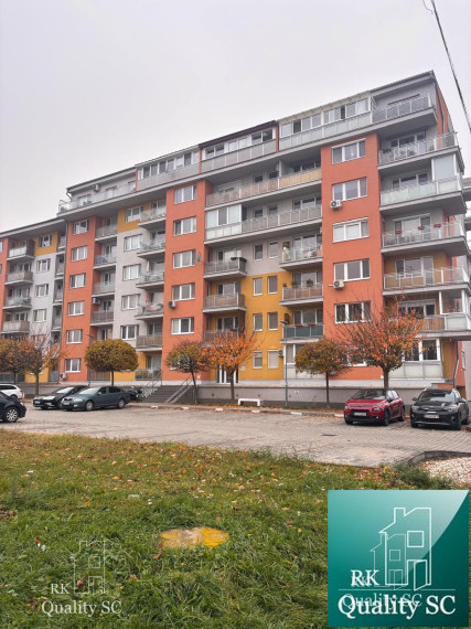 SENEC - NA PREDAJ 2 izbový byt s vlastným parkovaním, pri Striebornom jazere - ul. Zemplínska v Senci