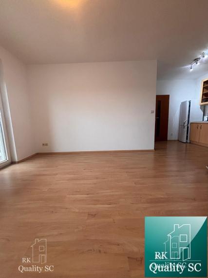 SENEC - NA PREDAJ 2 izbový byt s vlastným parkovaním, pri Striebornom jazere - ul. Zemplínska v Senci