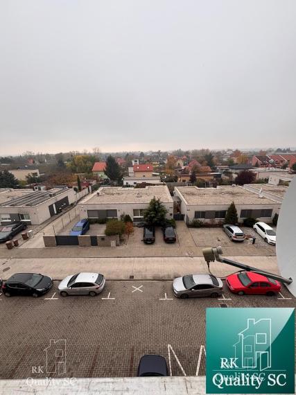 SENEC - NA PREDAJ 2 izbový byt s vlastným parkovaním, pri Striebornom jazere - ul. Zemplínska v Senci