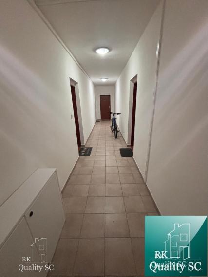 SENEC - NA PREDAJ 2 izbový byt s vlastným parkovaním, pri Striebornom jazere - ul. Zemplínska v Senci