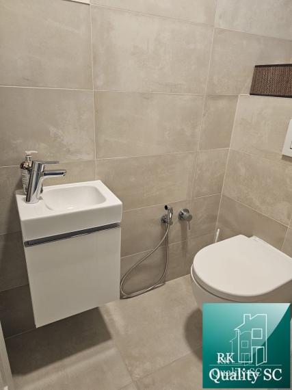 SENEC Gardens – Na prenájom zariadený 4. izbový bungalov  s parkovaním pre dve autá.