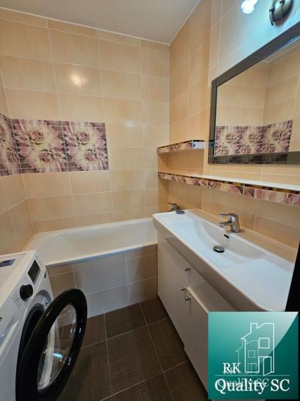 SENEC (centrum) - NA  PRENÁJOM 3 izbový zariadený byt s parkovaním pre dve vozidlá - Lichnerova ul. na pešej zóne v Senci