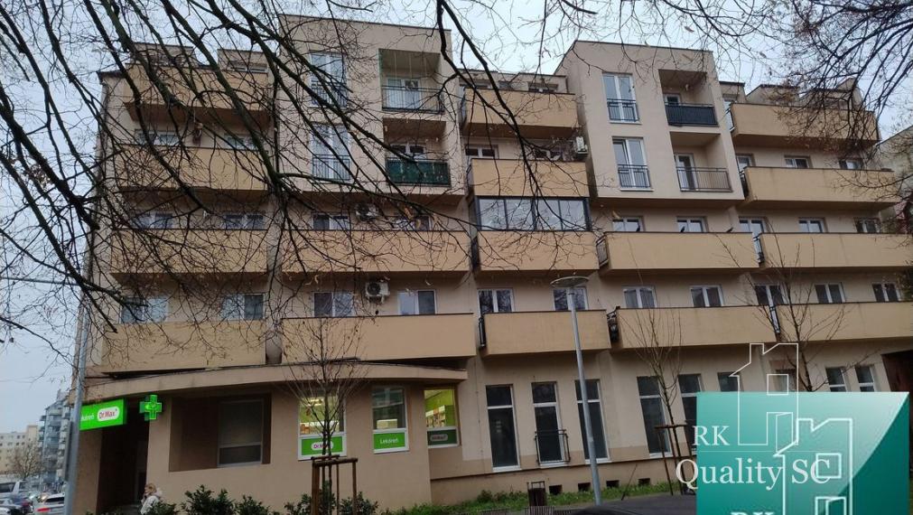 REZERVOVANÉ - SENEC - NA PRENÁJOM 1 izbový byt v úplnom centre mesta - pri pešej zóne v Senci