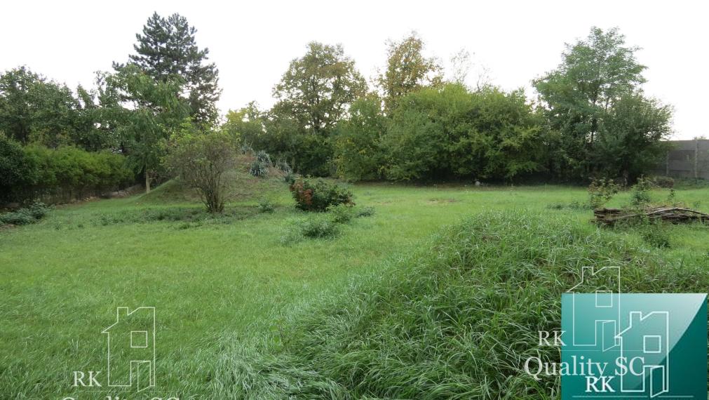 NOVÁ CENA - okr. SENEC - KRÁĽOVÁ PRI SENCI – NA PREDAJ – PRE NÁROČNÝCH rozostavaný rodinný dom v centre obce s veľkým pozemkom vyše 23á