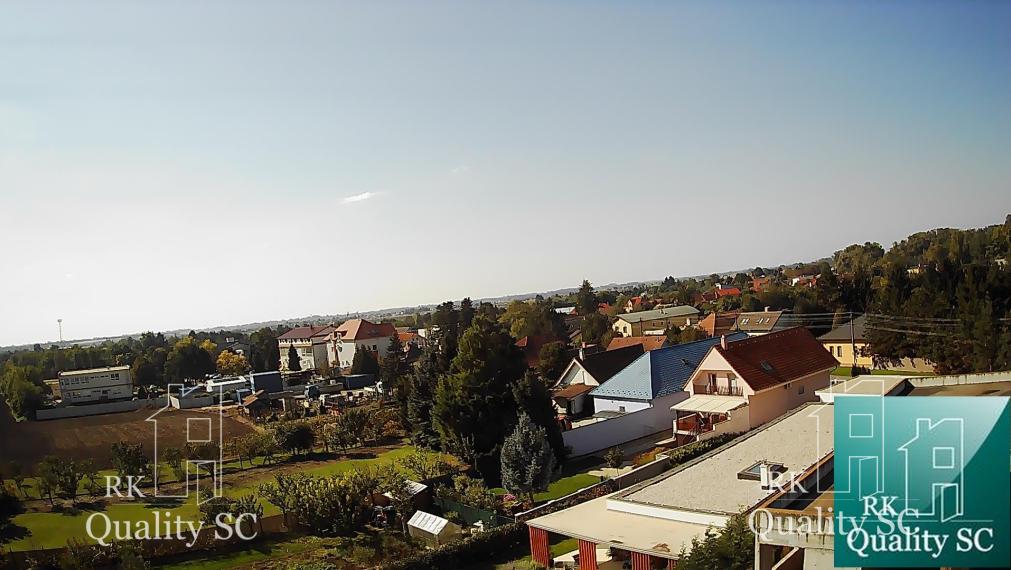 NOVÁ CENA - okr. SENEC - KRÁĽOVÁ PRI SENCI – NA PREDAJ – PRE NÁROČNÝCH rozostavaný rodinný dom v centre obce s veľkým pozemkom vyše 23á