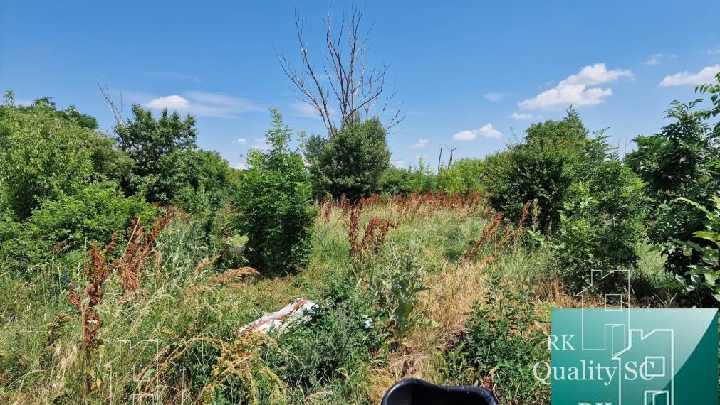 SENEC – PREDÁME  stavebný pozemok  o rozlohe 35 á na Nitrianskej ulici v Senci