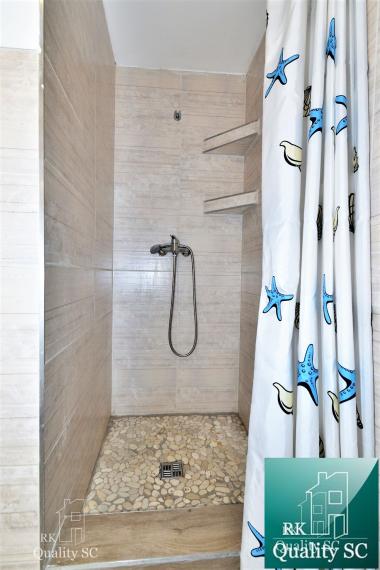 ZIMNÁ CENA 189.900,- SENEC – SLNEČNÉ JAZERÁ JUH – NA PREDAJ - romantická rekreačná chata po rekonštrukcii s prístupom na pláž