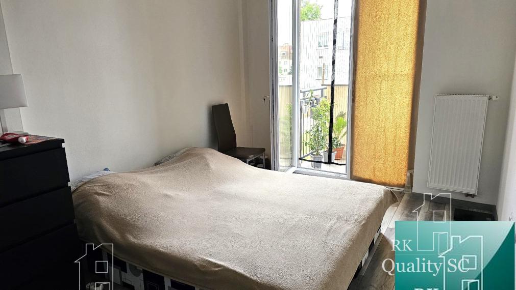 REZERVOVANÉ - SENEC - NA PREDAJ EXKLUZÍVNE IBA U NÁS - 2 izbový byt v centre mesta na Nám. 1. mája v Senci