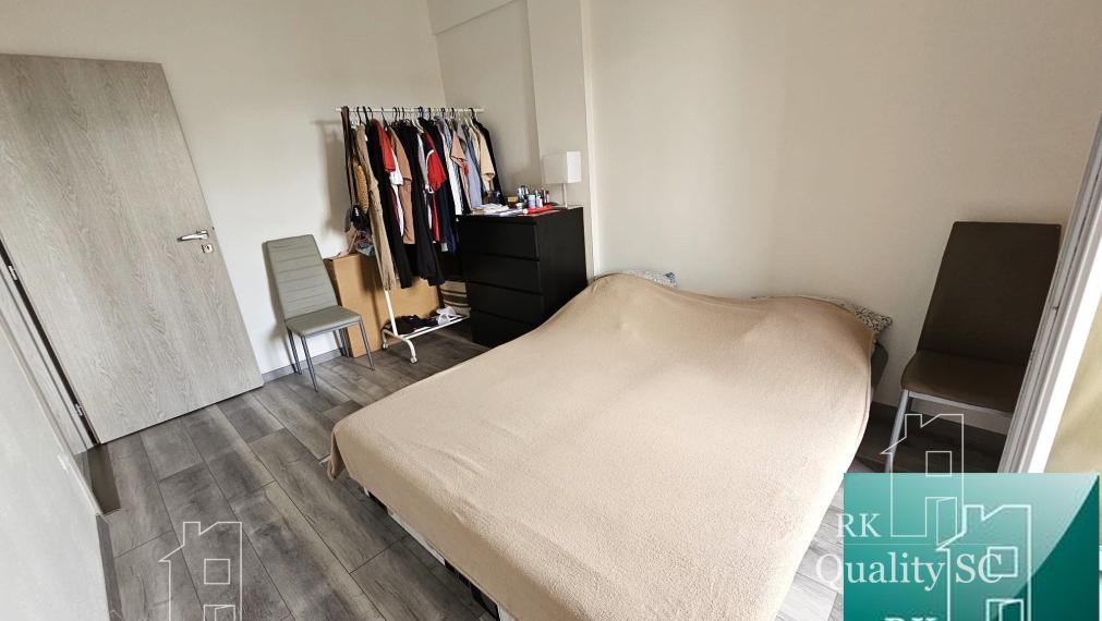 REZERVOVANÉ - SENEC - NA PREDAJ EXKLUZÍVNE IBA U NÁS - 2 izbový byt v centre mesta na Nám. 1. mája v Senci