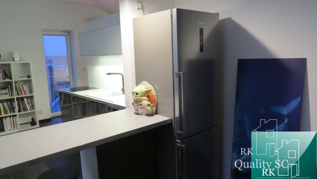 NA PRENÁJOM - moderný 2 izbový byt kompletne zariadený v centre mesta s parkovacím miestom - SENEC 