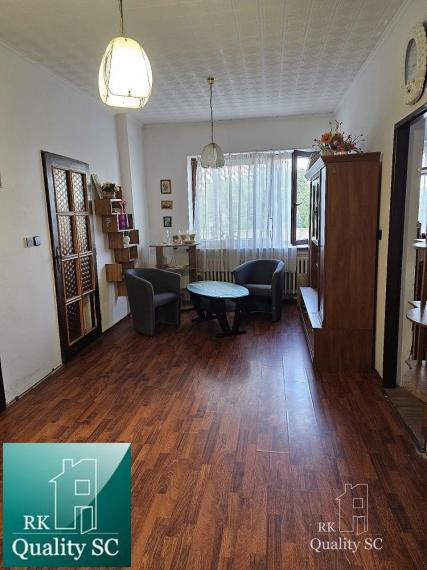 NOVÁ CENA - Okr. Senec - TUREŇ - EXKLUZÍVNE NA PREDAJ rodinný dom na 8 á pozemku s veľkometrážnymi izbami