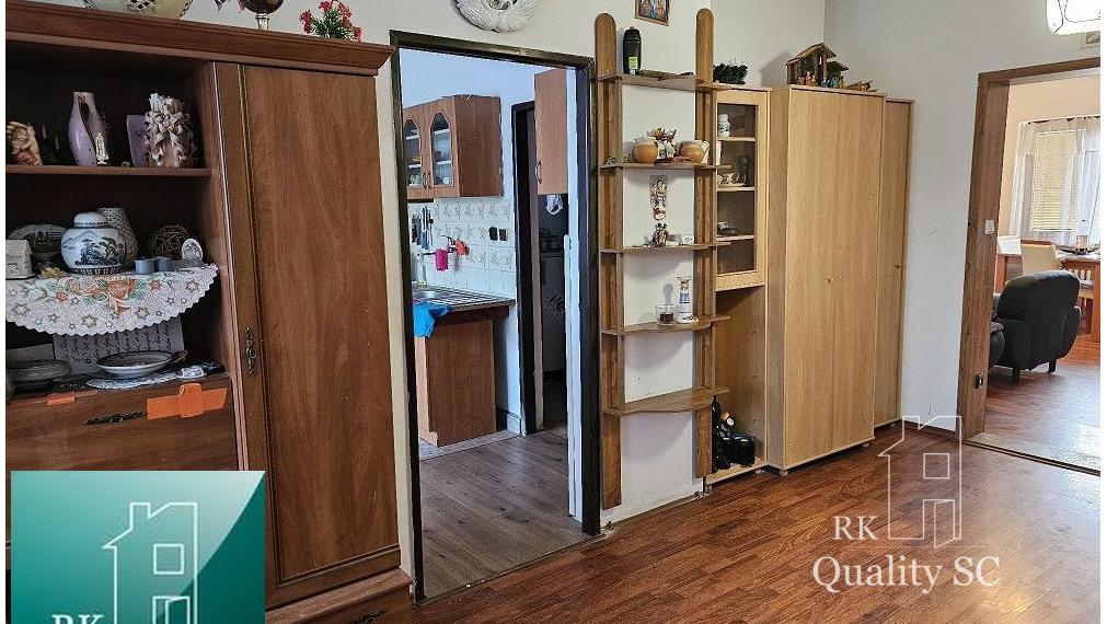 NOVÁ CENA - Okr. Senec - TUREŇ - EXKLUZÍVNE NA PREDAJ rodinný dom na 8 á pozemku s veľkometrážnymi izbami