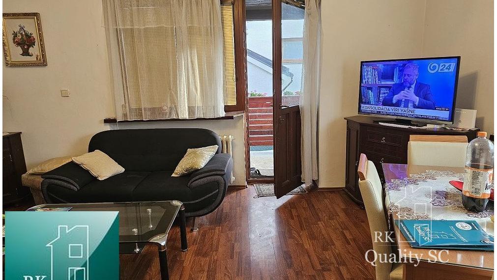 NOVÁ CENA - Okr. Senec - TUREŇ - EXKLUZÍVNE NA PREDAJ rodinný dom na 8 á pozemku s veľkometrážnymi izbami