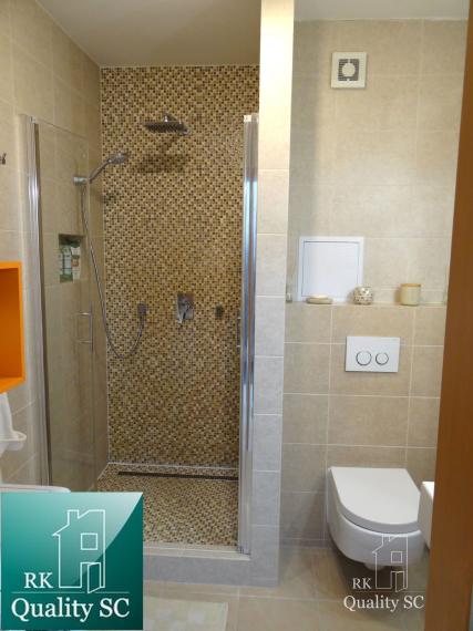 SENEC - EXKLUZÍVNE NA PREDAJ - kompletne zariadený a klimatizovaný 1 izbový byt v centre mesta - Nám. 1. mája v Senci