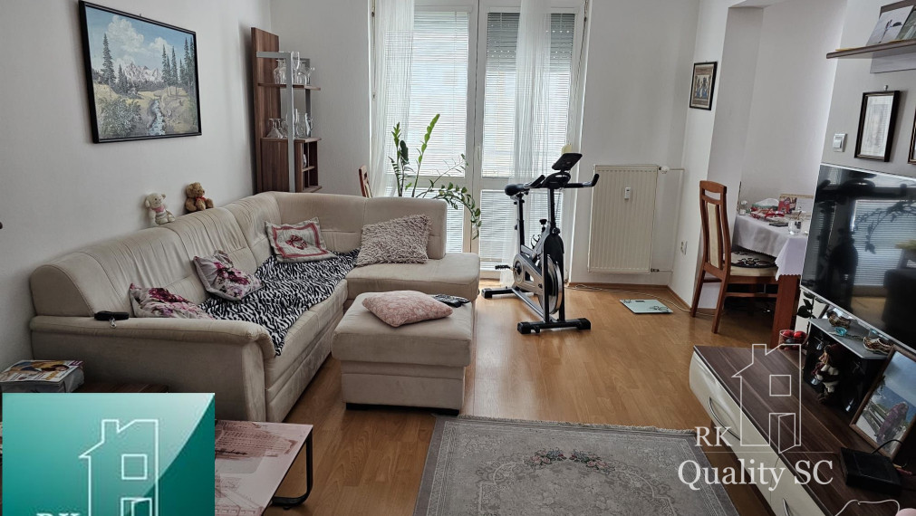 SENEC – NA PREDAJ plnohodnotný 2 izbový byt v zateplenej tehlovej bytovke v žiadanej lokalite - ul. J. Csermáka v Senci