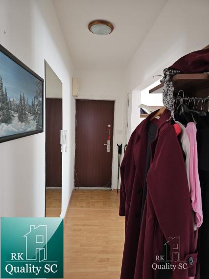 SENEC – NA PREDAJ plnohodnotný 2 izbový byt v zateplenej tehlovej bytovke v žiadanej lokalite - ul. J. Csermáka v Senci